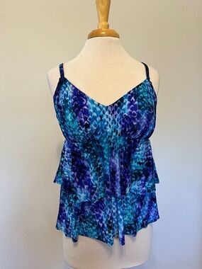 Croft & barrow Tankini Top Mermaid Size Large Purple Blue Aqua Adjustable Straps